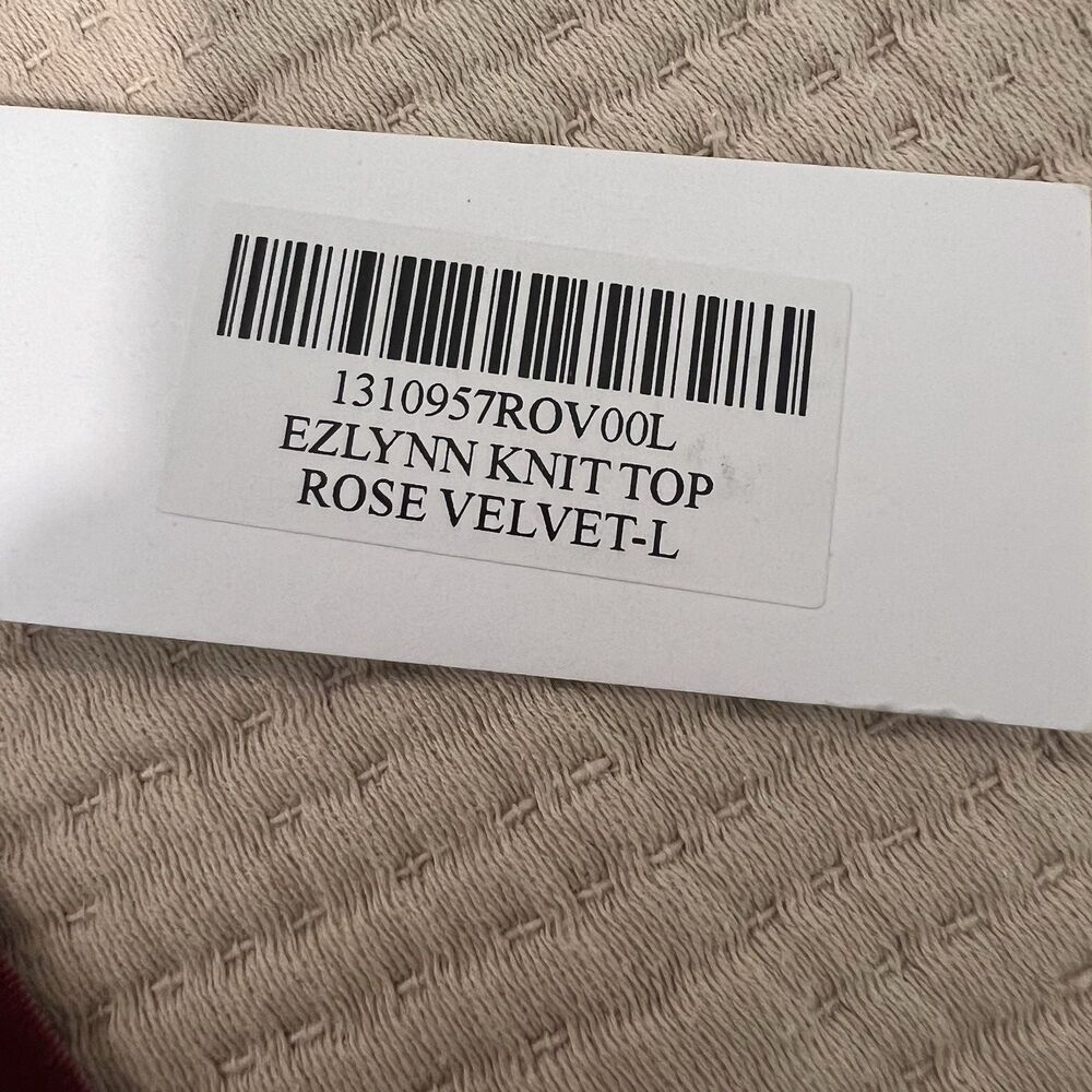 NWT Reformation Velvet Twist Front Top in Deep Burgundy - Picture 7 of 12